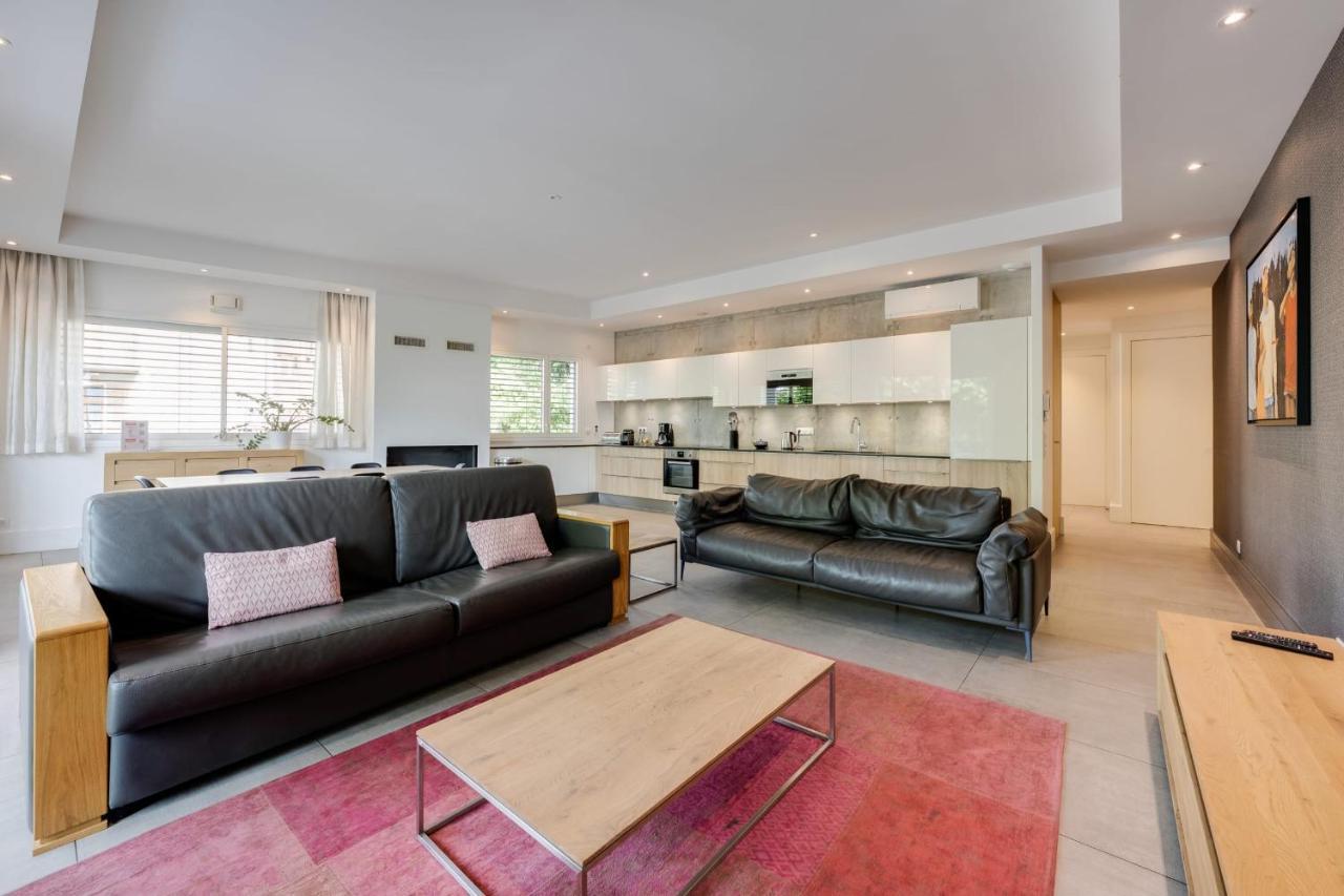 Le Kube - Appartements De Prestige Au Centre D'Annecy Kültér fotó